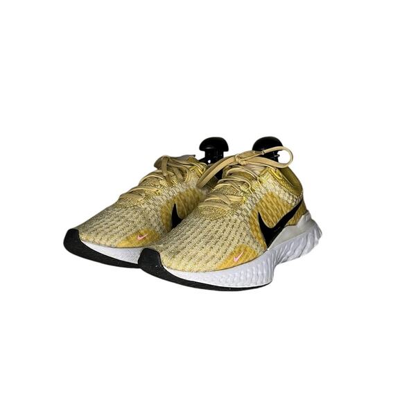 Womens Nike React Infinity Run Flyknit 3 Sneakers Size 7.5 Gold Tan - Picture 2 of 6